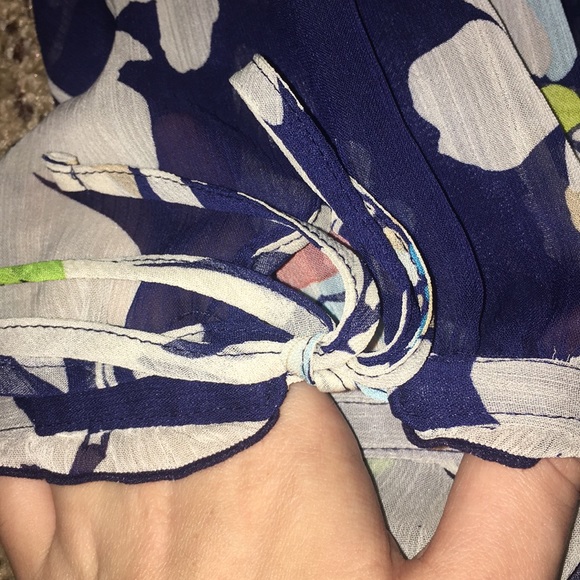 Dressy top - Picture 4 of 4